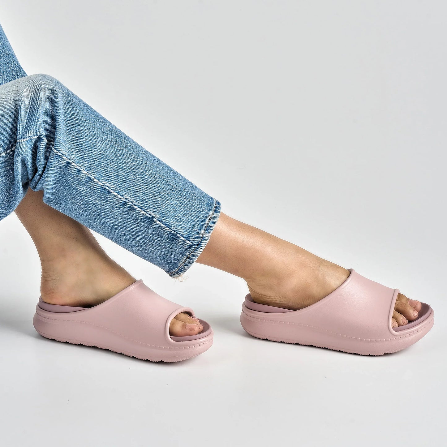 Devyn Mauve Molded